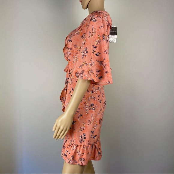 NEW TOPSHOP SHORT SLEEVE RUFFLE FLORAL PRINT MINI WRAP DRESS - Picture 5 of 9